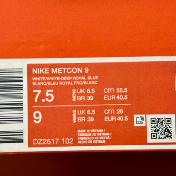 NWT NIKE METCON 9 WHITE/WHITE-DEEP ROYAL BLUE BLANC/BLEU ROYAL FNC/BLANC - Picture 2 of 8